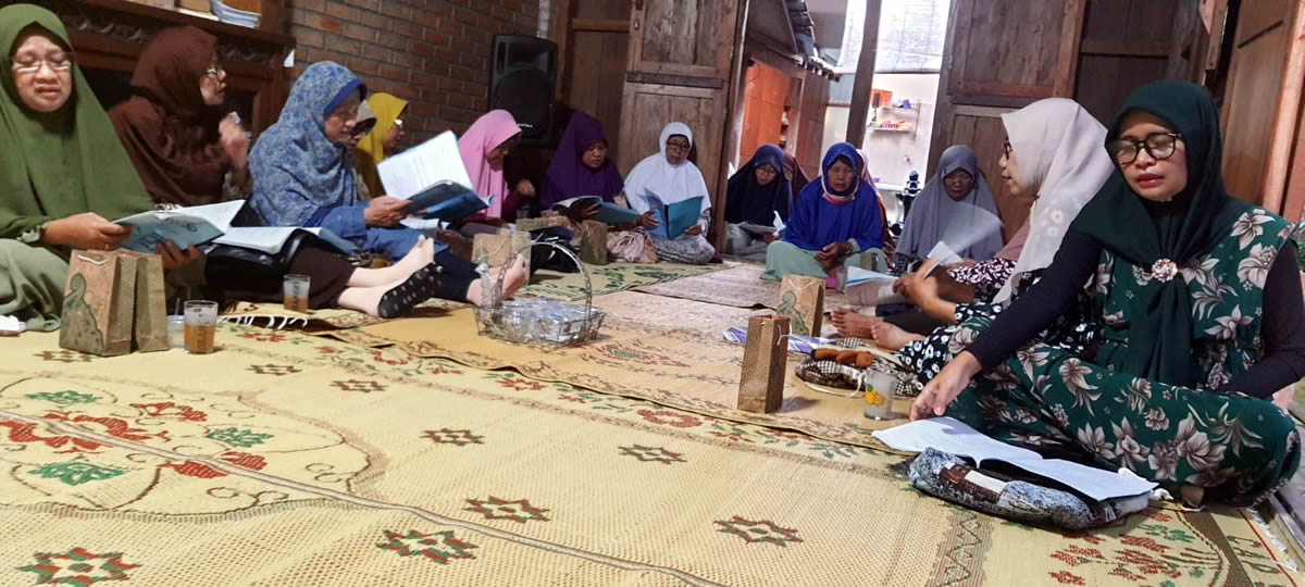 Sebagian peserta kajian NgaSSo di Bantul (foto: istimewa)